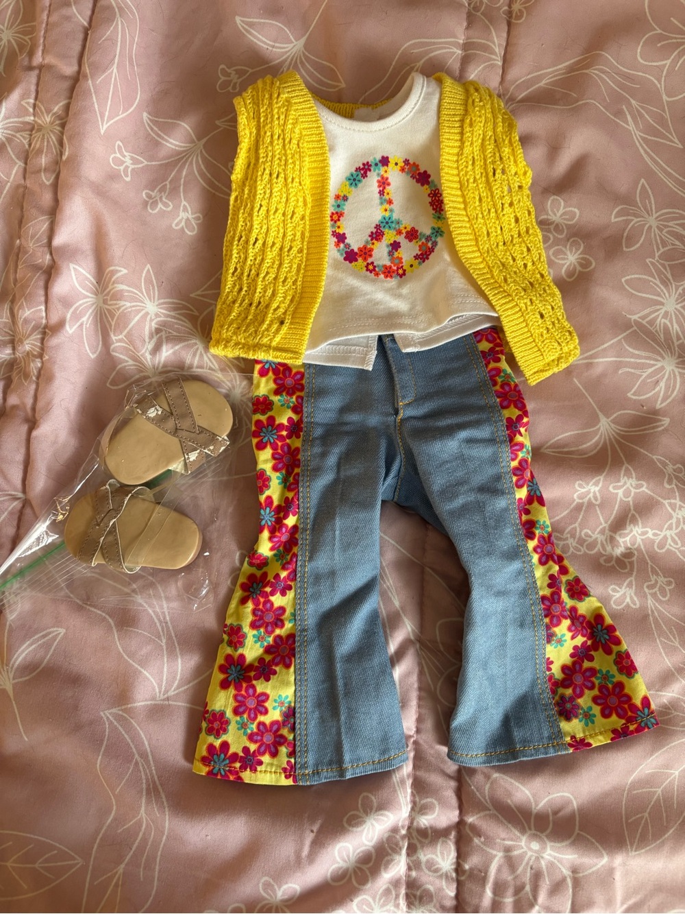 Beforever Julie Meet outfit